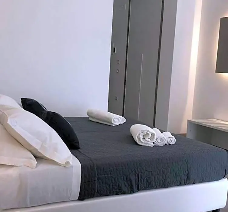 Sesto Senso Home-1